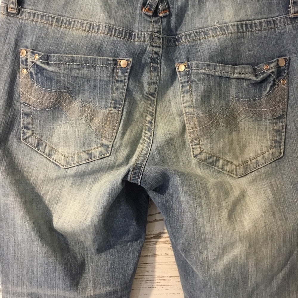 Hydraulic Women's Faded Blue Bootcut Jeans - Picture 5 of 11